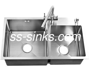 حوض مطبخ مصنوع يدويًا سهل التنظيف مع ركن دائري 2 حوض من الساتان