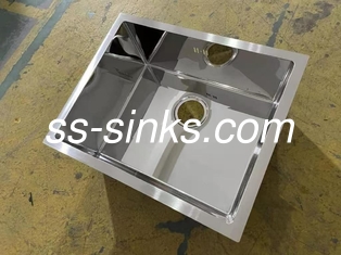 تحت الصخرة المصنوعة يدويا حوض مزدوج 220mm عمق وعاء والتركيب المريح