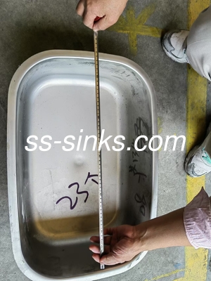 الحجرة تحت التثبيت الفولاذ المقاوم للصدأ مطبخ حوض 220mm عمق للموردين حوض ومنتج عمق 220mm