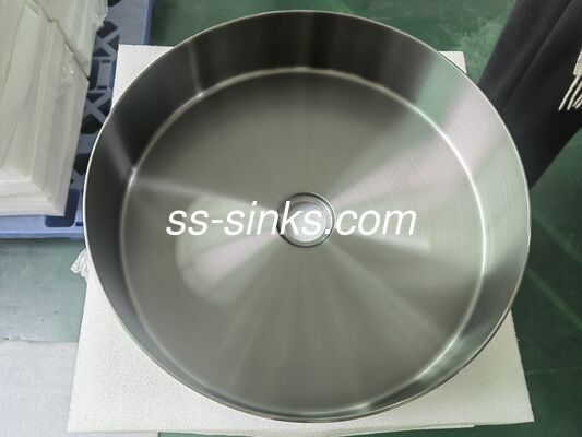 أناقة مصممة لتدوم: حوض دائري من الفولاذ المقاوم للصدأ 304 بسمك 3 مم