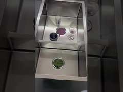 اختبار مكافحة الصدأ للمغسلة المطبخية المصنوعة يدوياً